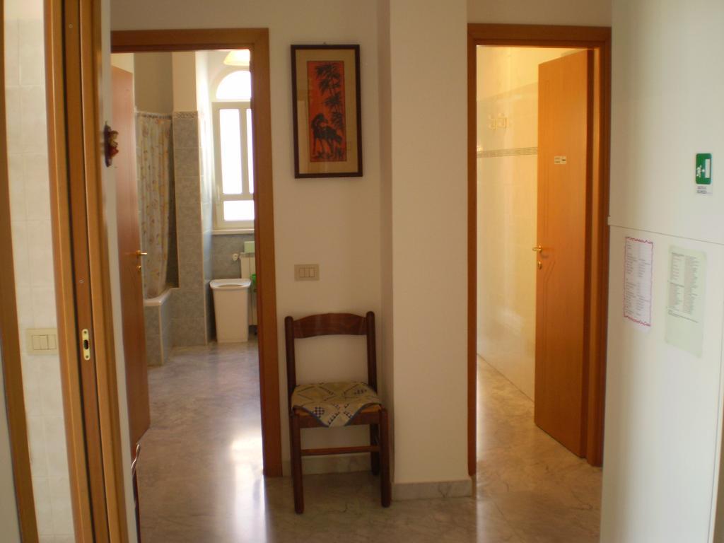 B&B Maria Grazia Рим Екстериор снимка
