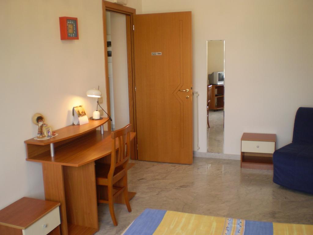 B&B Maria Grazia Рим Екстериор снимка