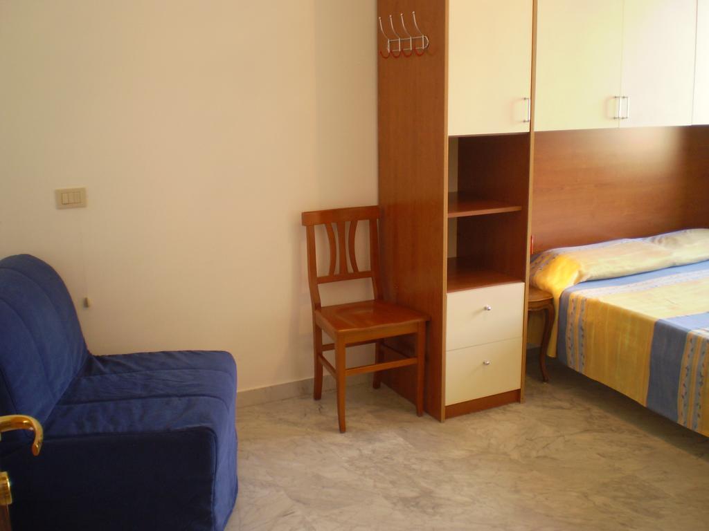 B&B Maria Grazia Рим Екстериор снимка