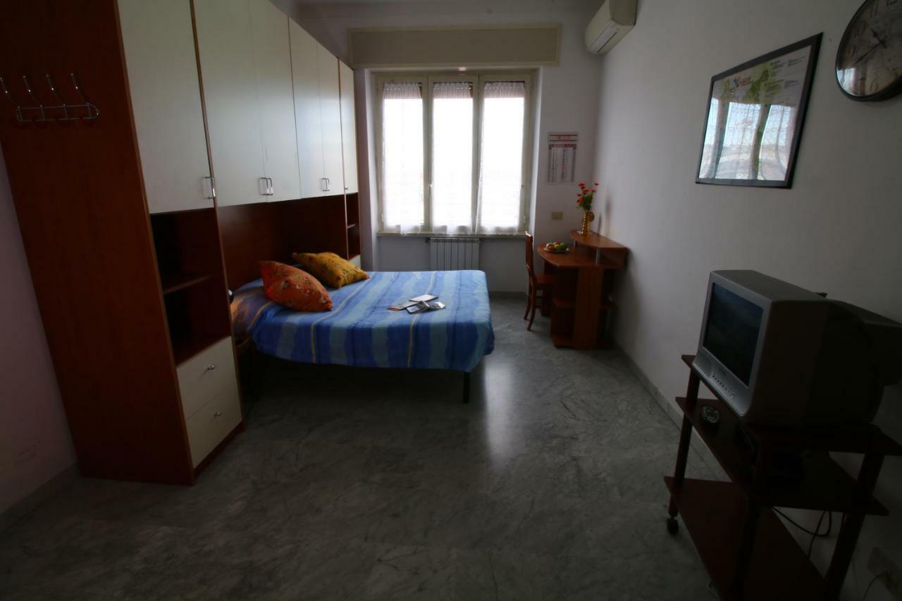 B&B Maria Grazia Рим Екстериор снимка